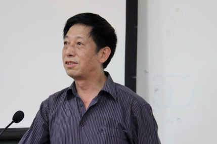 原遵义市委党校教授尹瑞华